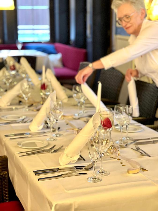 Relexa Waldhotel Schatten Stuttgart Eksteriør billede